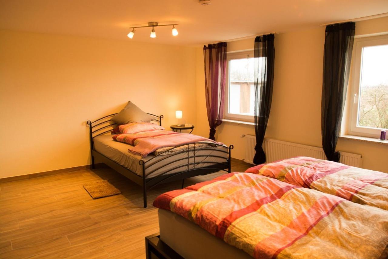 Ferienwohnung Frau Klara Hofheim in Unterfranken ภายนอก รูปภาพ